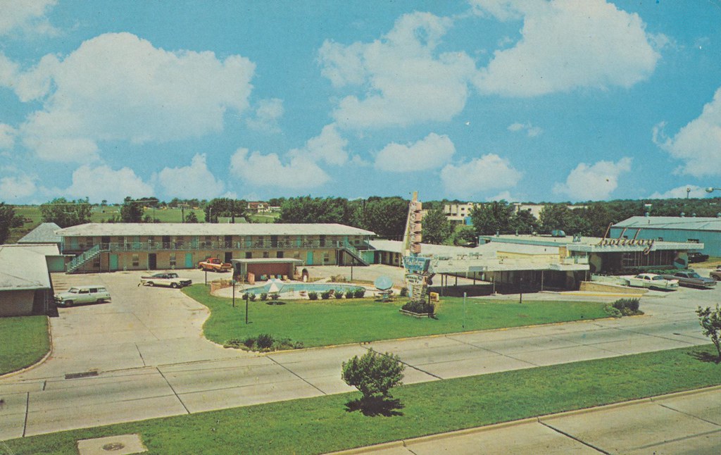 Holiday Motel and Restaurant - Muskogee, Oklahoma