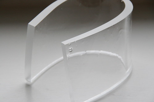 Ferdig bøyd plexiglass, test | Litt bobler i plasten der det… | Flickr