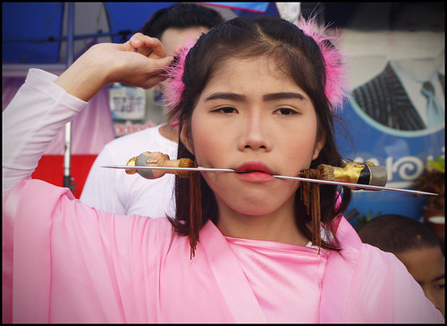  vegetarian festival was on from the nighttime of   Phuket Vegetarian Festival 2016