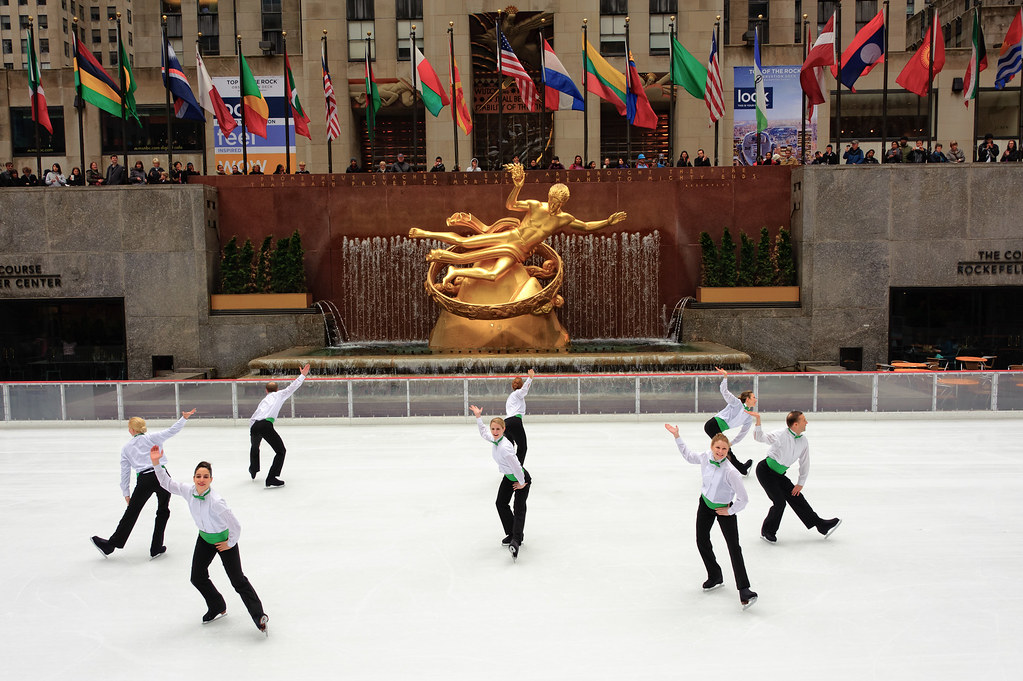 Is it free to ice skate at Rockefeller Center?