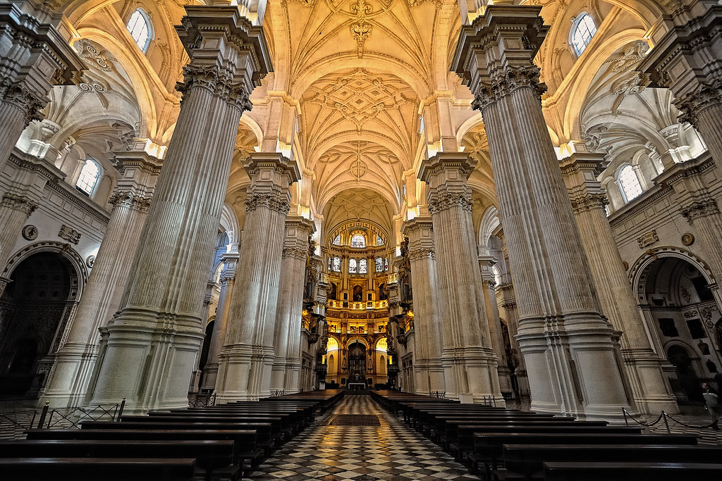 Resultado de imagen de Catedral Metropolitana de la EncarnaciÃ³n de Granada