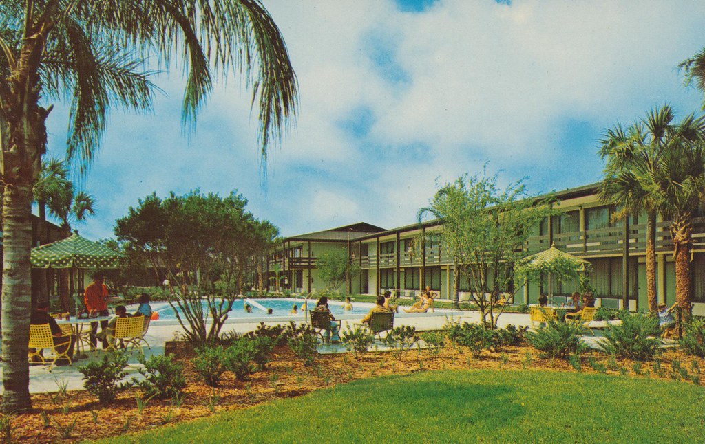 Terrace Red Carpet Inn - Kissimmee, Florida