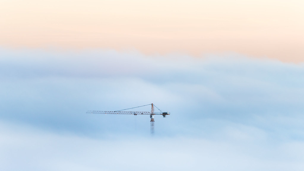 Some Cranes Are Higher Than Others Foggy Day In Oslo Yes Flickr Images, Photos, Reviews