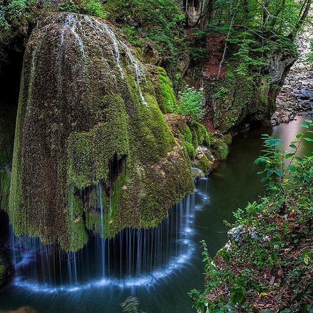 Apabila Allah ingin memperlihatkan akan kebesaranNya... Bigar Waterfall, Romania