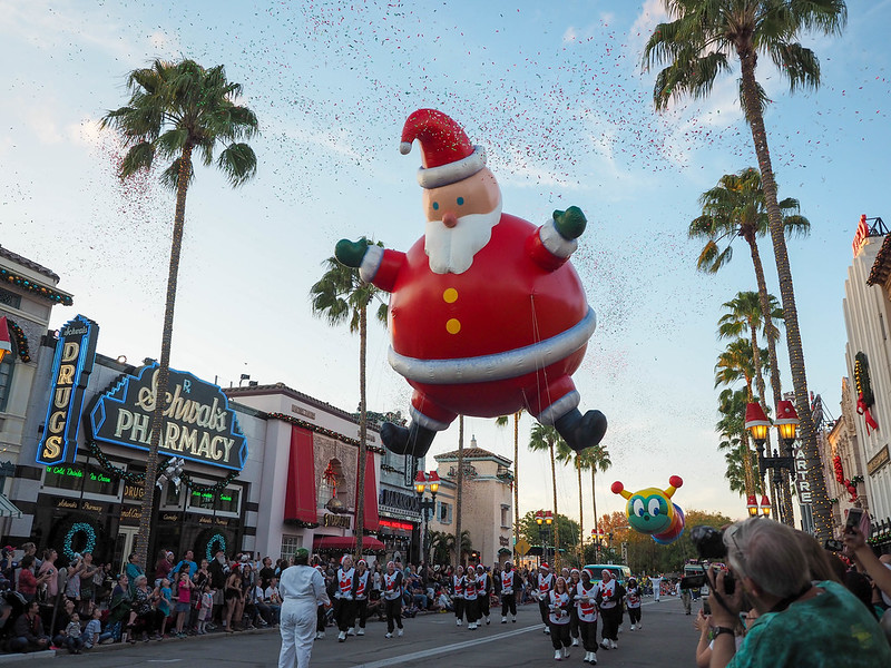 Macy's Holiday Parade at Universal Studios Orlando