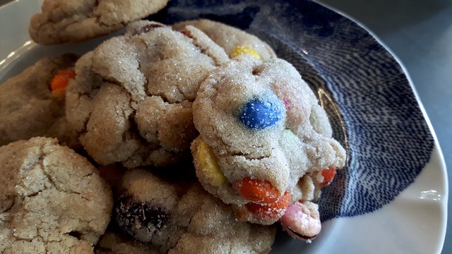 Hallowe'en Candy Cookies 24