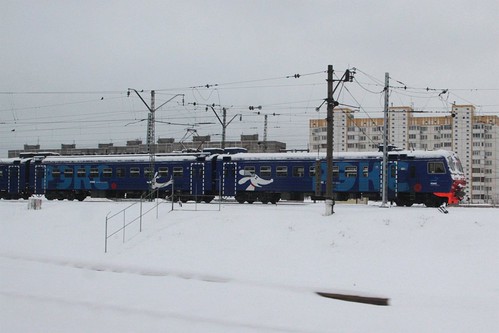 «рэкс» (Rex) train stabled in the yard at Домодедово (Domodedovo)
