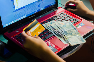 Philippine credit or debit card payment and money