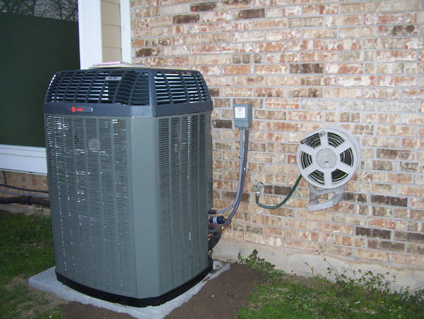 Benefits One Can Avail By Installing Air Conditioning in House And Office