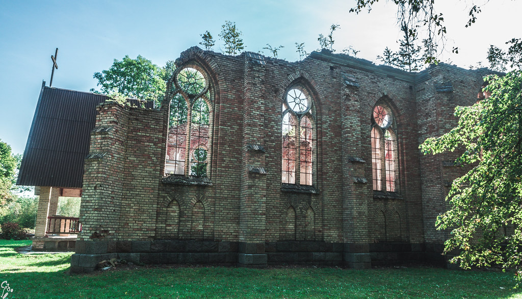 Podlasie 2016 - d14 - Jałówka ruiny kościoła