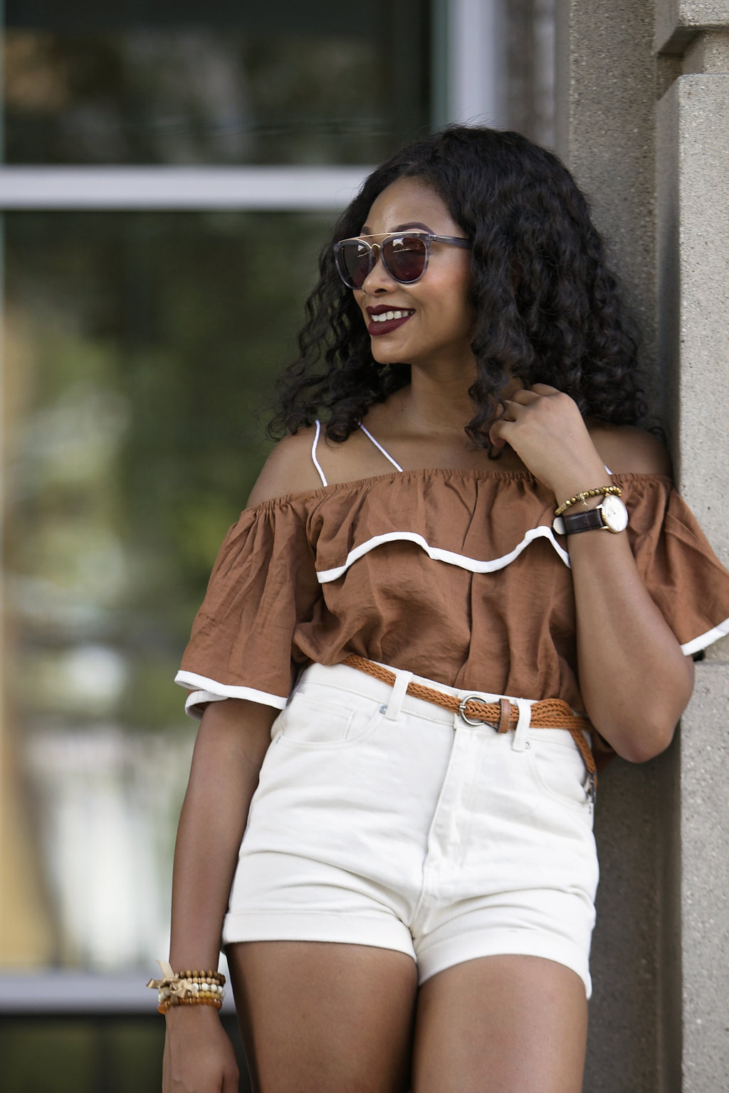 how to wear an off the shoulder blouse