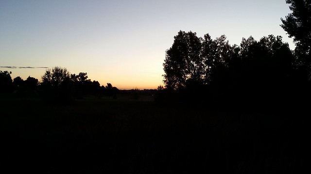 #tommw 46F scattered clouds. Calm