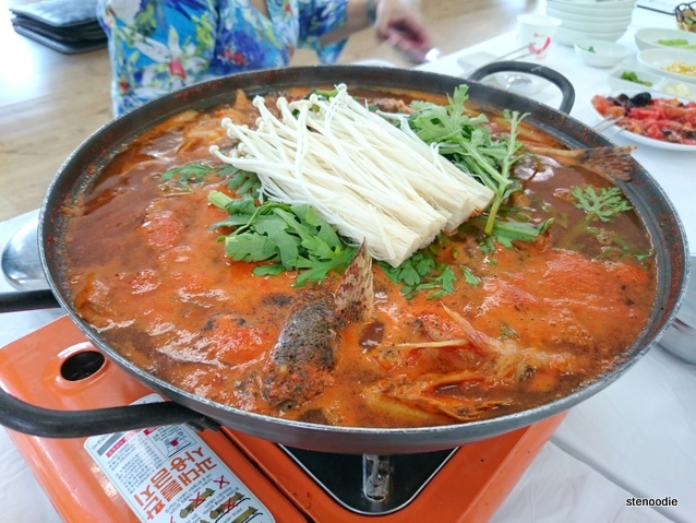  spicy seafood hot pot