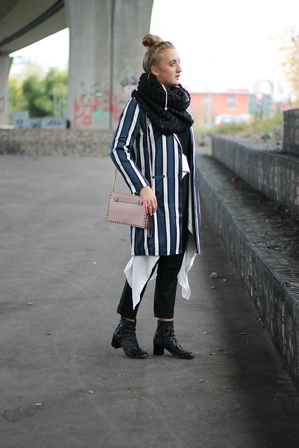baroque-shoes-and-striped-coat-whole-look-side-wmbg