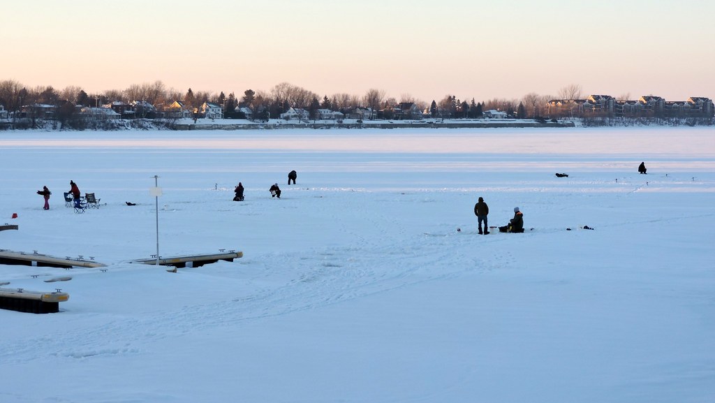 Pêcheurs sur glace