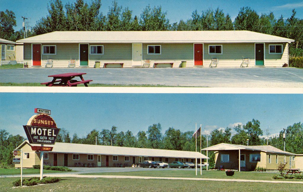 Sunset Motel - St. Ignace, Michigan