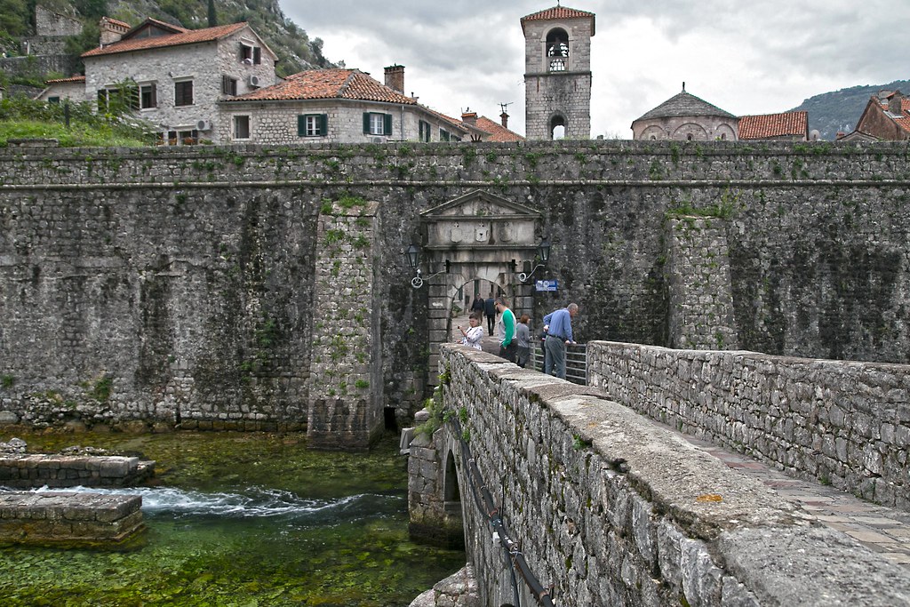 CROACIA con escapadas a BOSNIA y MONTENEGRO - Blogs de Croacia - MONTENEGRO – EXCURSION A KOTOR (17)