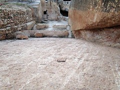 Megaliths in Baalbek quarry_10158