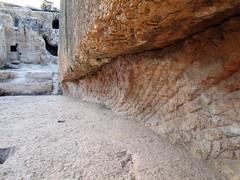 Megaliths in Baalbek quarry_10156