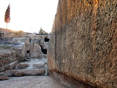 Megaliths in Baalbek quarry_10162