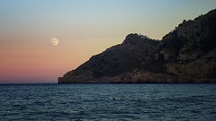 Luna frente a la Playa del Albir