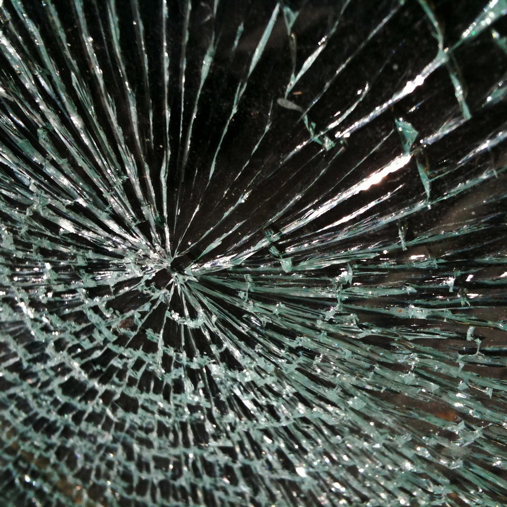 shattered-glass-shattered-shopfront-glass-window-on-grote-flickr