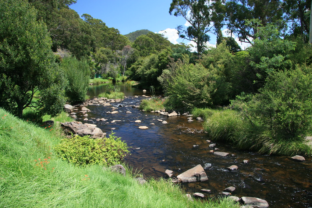 Yarra River at Warburton with its bolders | Mick Stanic | Flickr