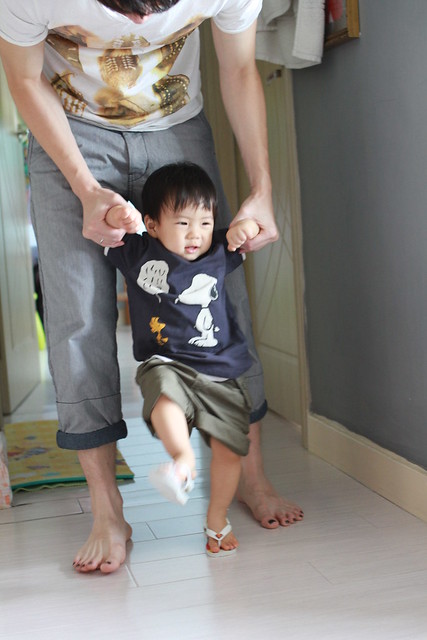 Baby M in H&M Snoopy Tee