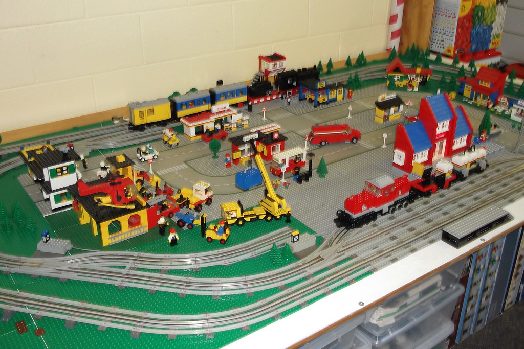 The 12v Lego train layout | Matthew Lawrence | Flickr