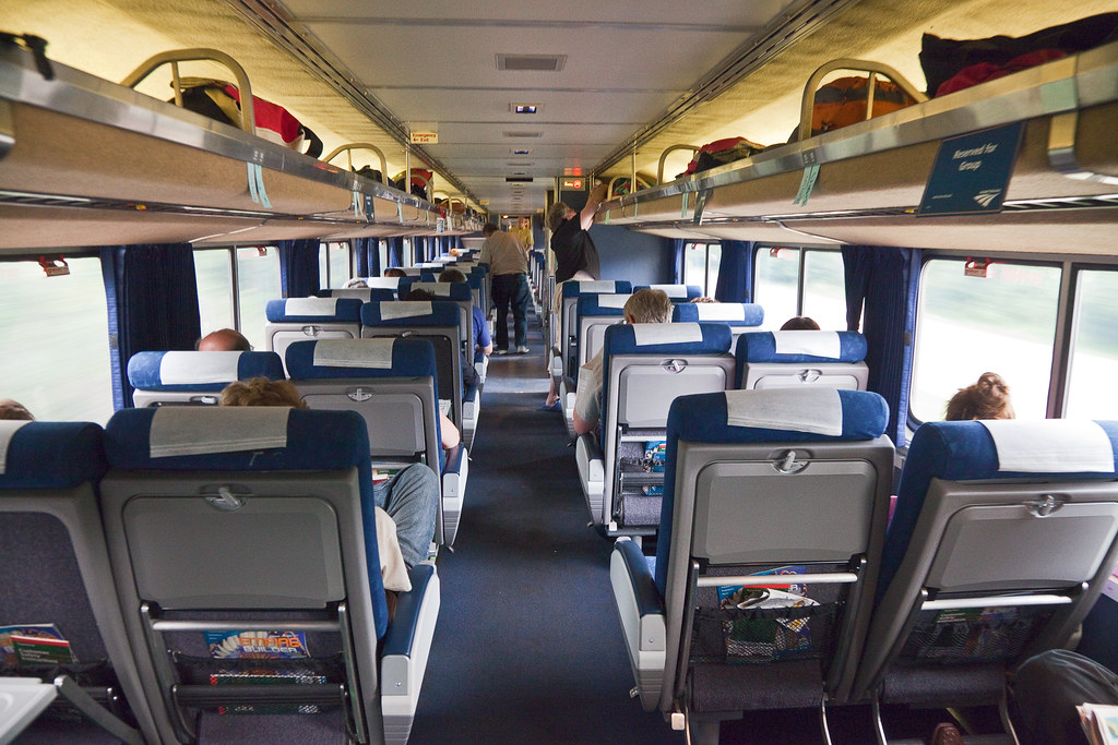 coach-seating-on-amtrak-s-empire-builder-interior-of-a-sup-flickr