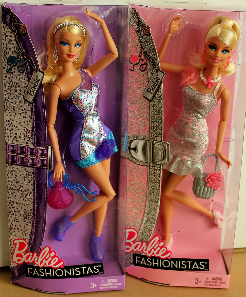 pin de sandra fitts em barbie bonecas bonitas meninas moda