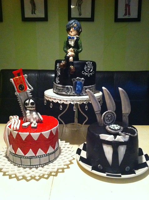 Black Butler Kuroshitsuji birthday mini cakes | Flickr - Photo Sharing!