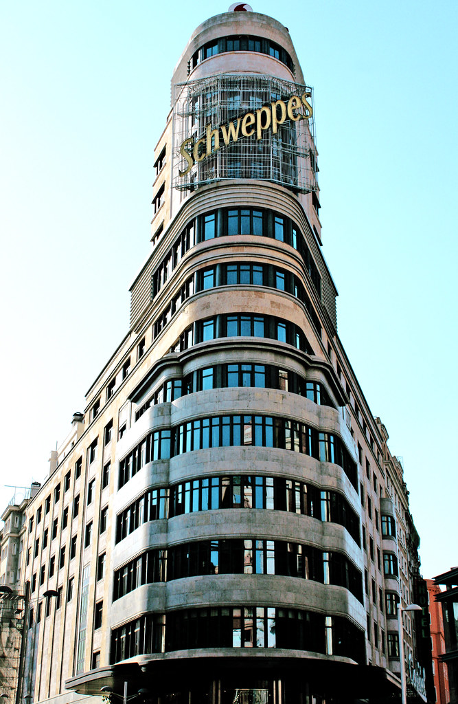 Streamline Moderne | Carrión Building, Madrid, 1930s. Martín… | Flickr
