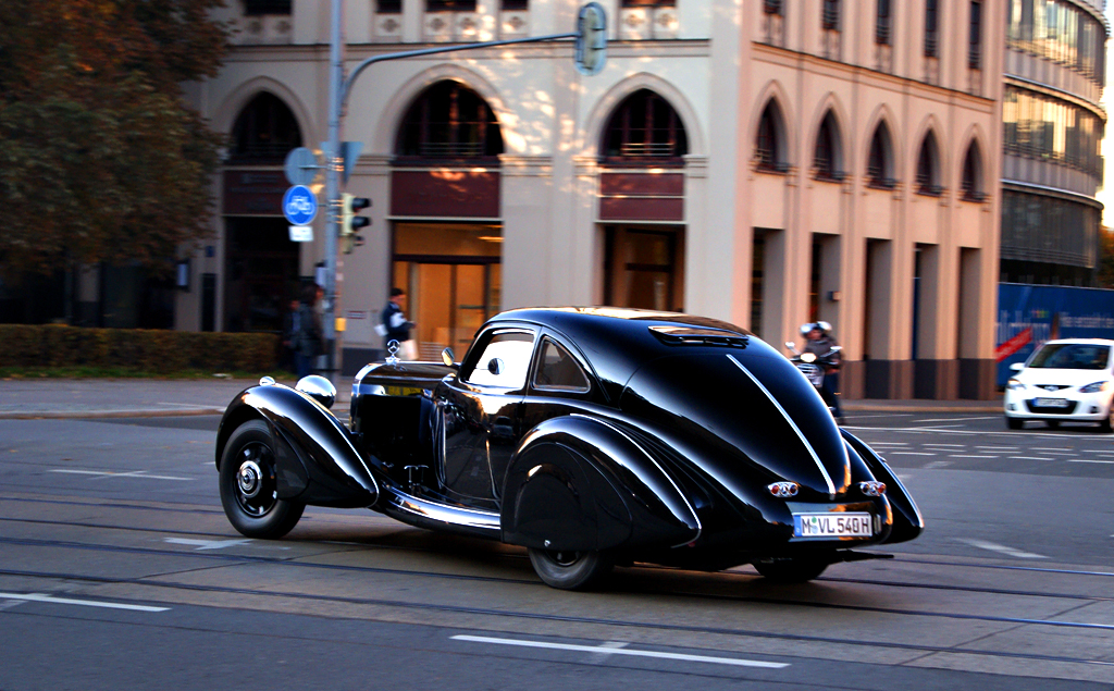 Most beautiful car in the world?  YES  I spotted this insa\u2026  Flickr
