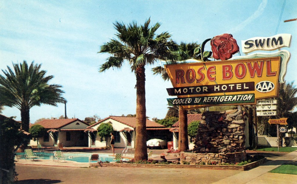 Rose Bowl Motor Hotel - Phoenix, Arizona