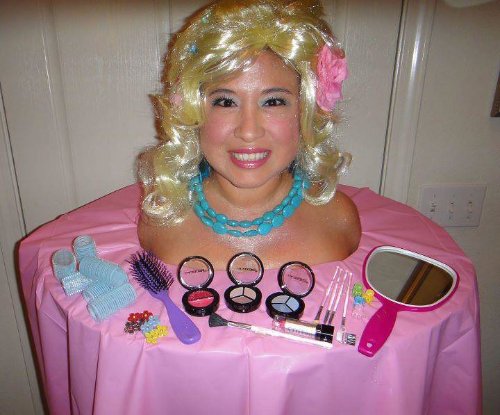 What are some Barbie makeup games?