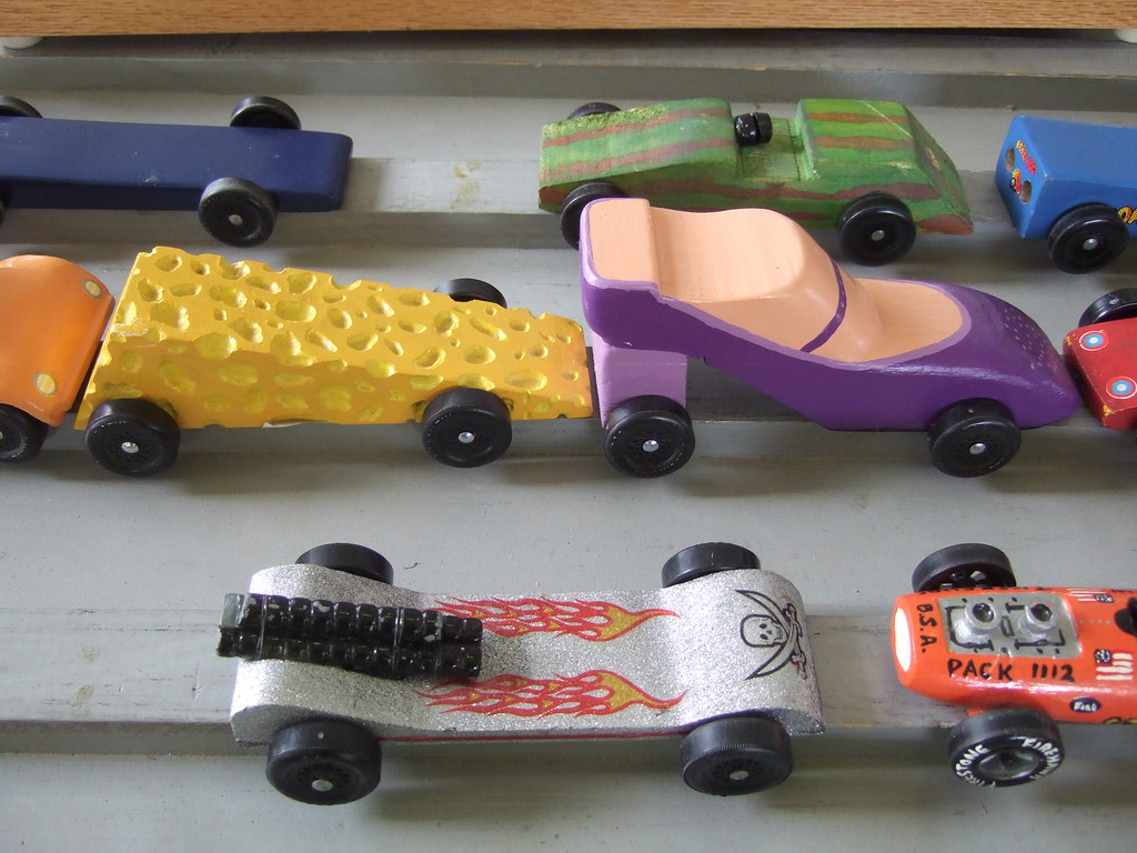 swiss-cheese-pinewood-derby-car-i-like-the-ladies-slipper-flickr