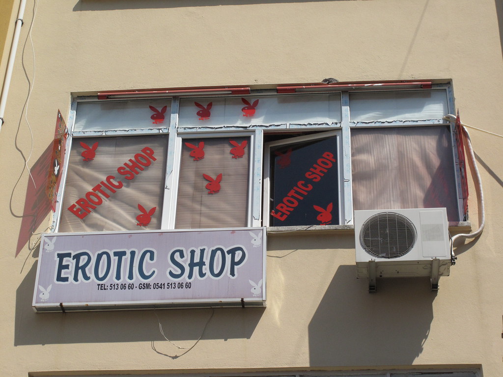 Shop Erotic 92