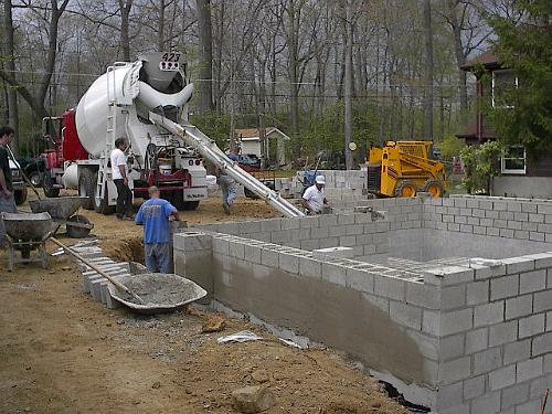 Concrete Block Foundation | tomvaliante | Flickr