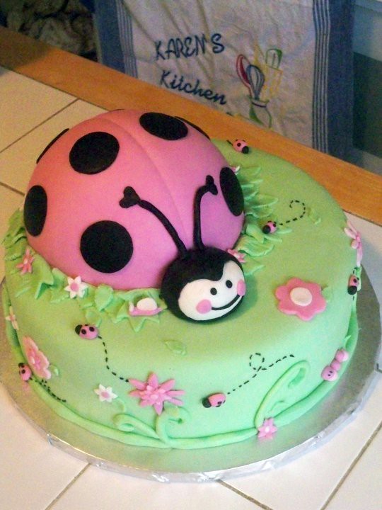 Pink Ladybug Cake | kgyurisin | Flickr