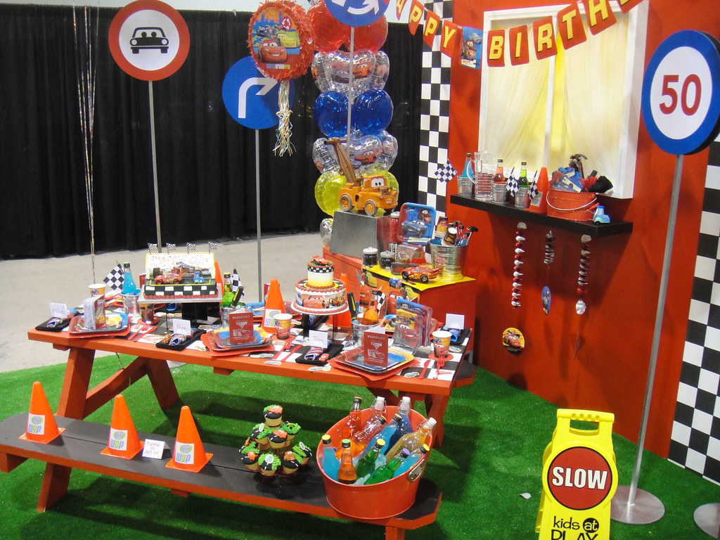 d23-expo-2011-cars-themed-birthday-party-supplies-flickr