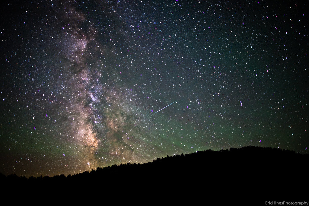 Shooting Star & The Milky Way | Best Viewed on Black 5D Mark… | Flickr