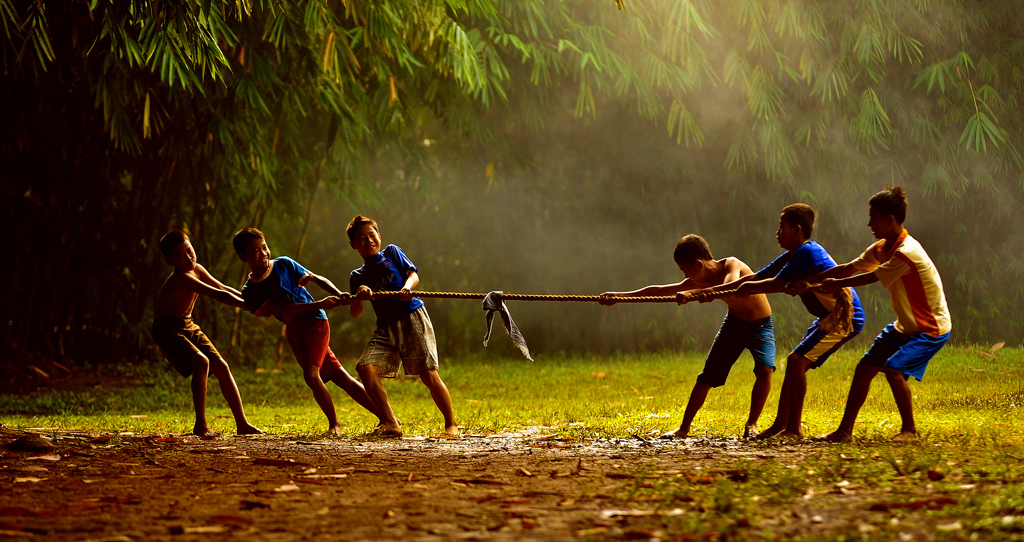 Pull the rope  Traditional muscle game [tarik tambang 