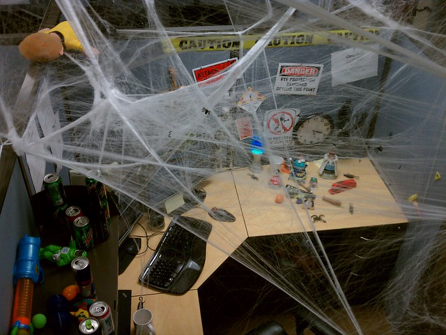 Halloween Cubicle Decorating Ideas - Cubicles Plus Office