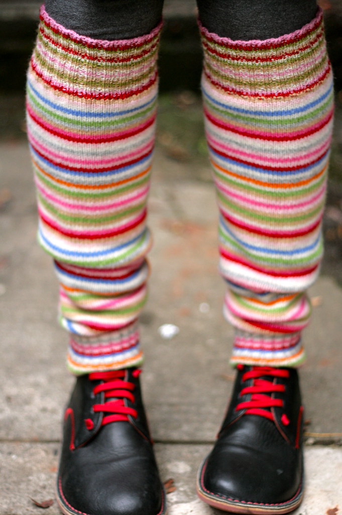 A knitted covering for the leg, resembling a stocking but without a foot, usually worn over tights or pants, as by dancers.