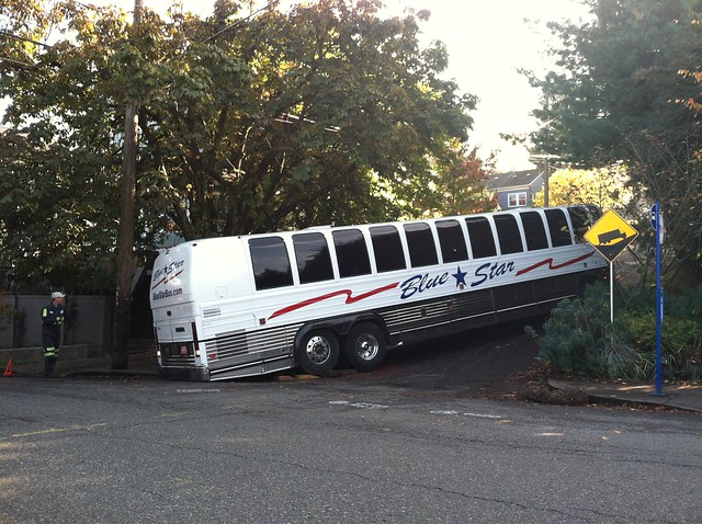 Bus driving fail in northwest