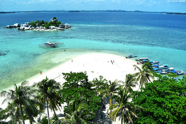 Download this Lengkuas Island picture