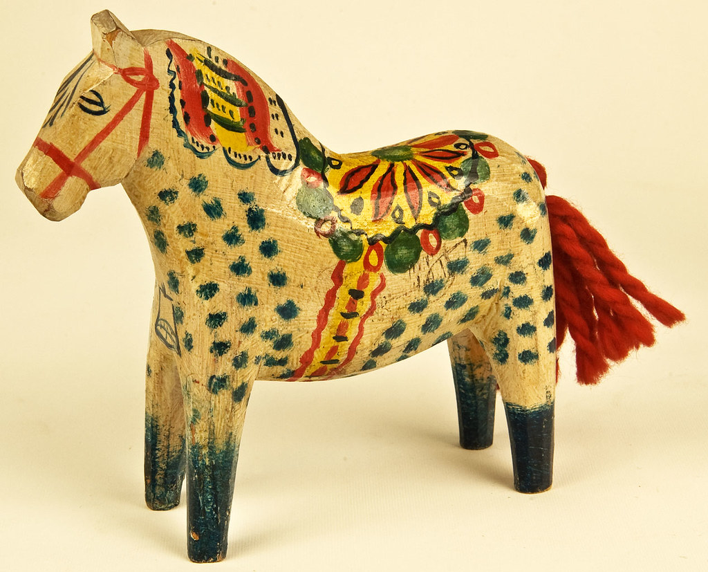 Dala horse | Dalahäst | Older Dalahorse of carved wood and w… | Flickr