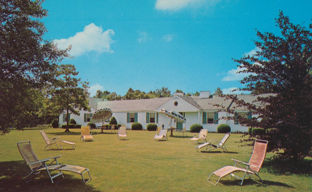 Belle Ingram Motel - Hyannis, Massachusetts