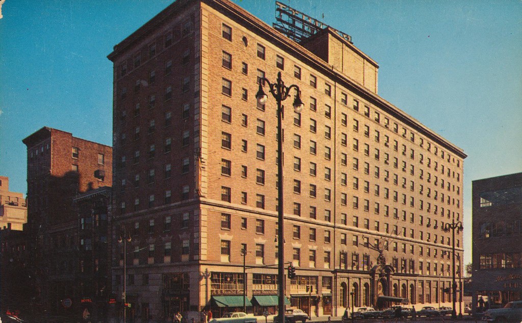 De Witt Clinton Hotel - Albany, New York